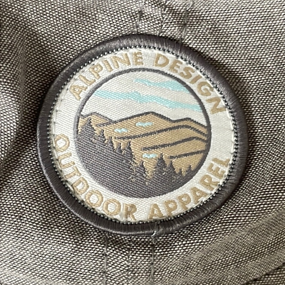 NWT Women’s Alpine Design Chambray Cap - Picture 2 of 10